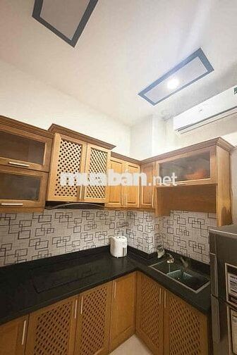 PHÒNG TRỌ STUDIO TẦNG TRỆT NGAY KHU PHỐ PHAN XÍCH LONG, Q. PHÚ NHUẬN