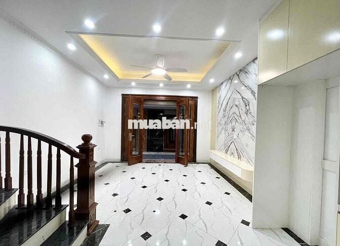 ⸻  ✨ NHÀ 7 TẦNG SIÊU ĐẸP – GẦN HỒ TÂY – 32m² FULL CÔNG NĂNG