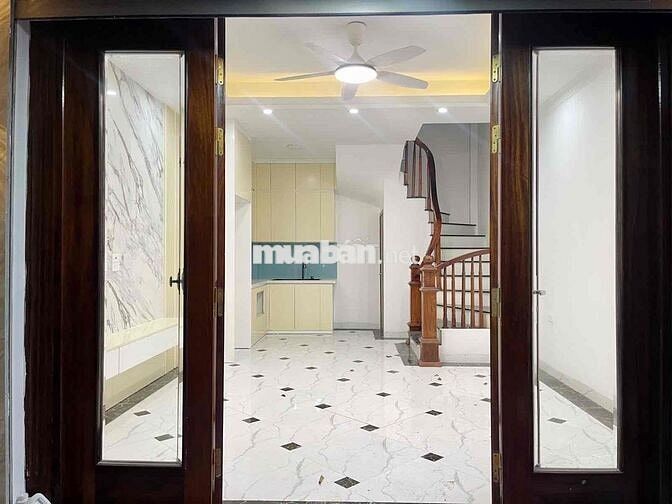 ⸻  ✨ NHÀ 7 TẦNG SIÊU ĐẸP – GẦN HỒ TÂY – 32m² FULL CÔNG NĂNG