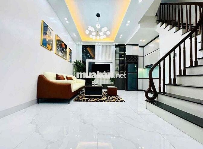 CĂN NHÀ HIẾM TÂY HỒ – NGÕ THÔNG, KINH DOANH ĐỈNH – GIÁ CHỈ 9 TỶ