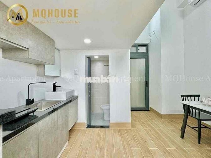 Trống lại phòng duplex…cửa sổ thoáng…nằm gần đại học văn lang cs3