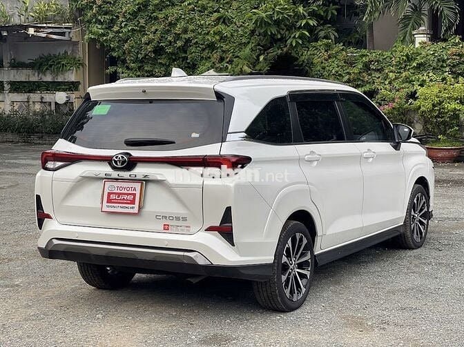 (Xe Hãng) Toyota Veloz Cross Top 2024  - 37000 km