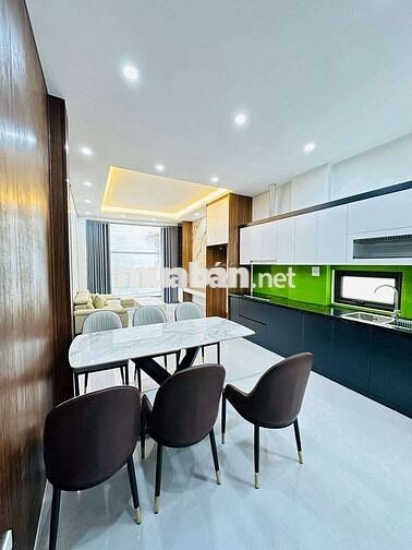 Nhà lô góc Minh Khai, hàng xóm Times City, KCBT chắc chắn, 39m*5T