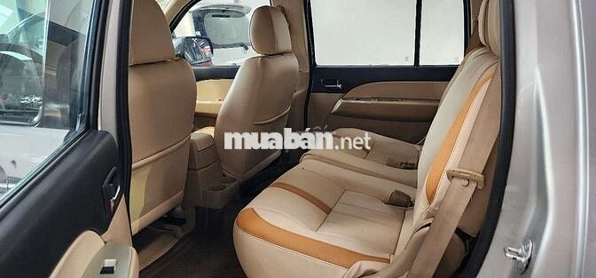 Ford everest 2009 2.5L 4x4 MT