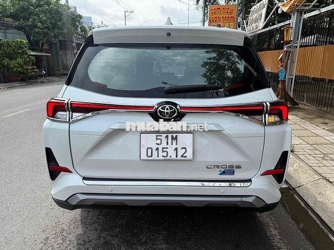 Toyota Veloz Cross 2022 CVT Top - 60000 km