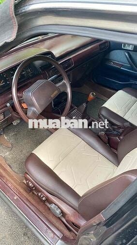 Toyota Camry 1987 2.0 MT - 100000 km