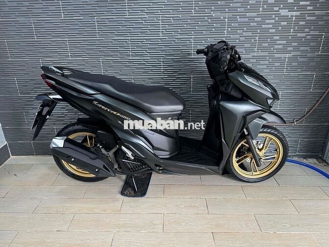 Honda Vario 150 date 2022 Vàng Đen Bs Sài Gòn
