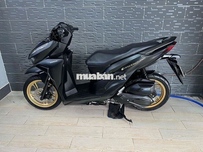 Honda Vario 150 date 2022 Vàng Đen Bs Sài Gòn