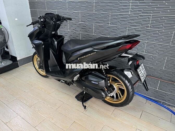 Honda Vario 150 date 2022 Vàng Đen Bs Sài Gòn
