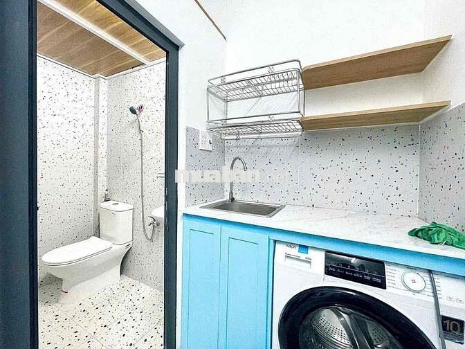 1 TRỆT 1 LẦU Ở ĐƯỢC 4 NGƯỜI 40M2. VỊ TRÍ THUẬN TIỆN DI CHUYỂN GV, TĐ