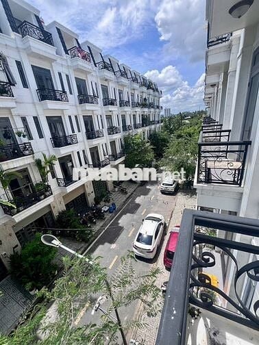 Hẻm xe tải, Nhà khu đồng bộ an ninh, xây 5Tầng thang máy CHDV cao cấp