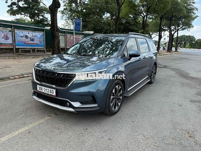 Kia Carnival 2022 2.2D Luxury 8 chỗ chính chủ