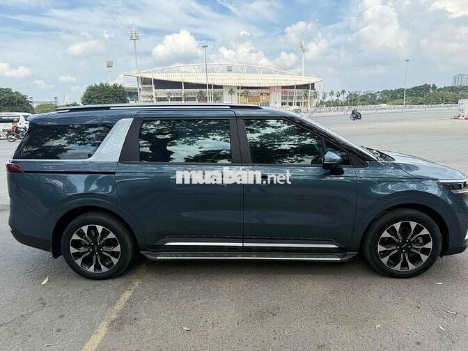 Kia Carnival 2022 2.2D Luxury 8 chỗ chính chủ