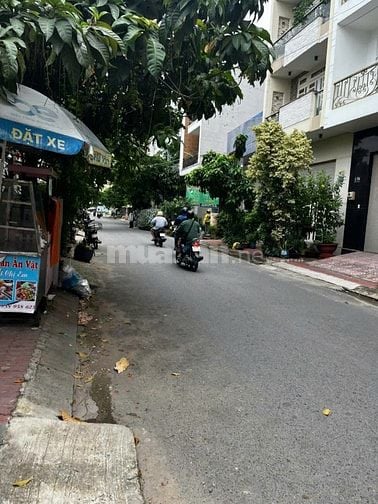 Bán nhà hẻm Đặng Thùy Trâm, P.13, Q.Bình Thạnh, 5x16m, 2 lầu