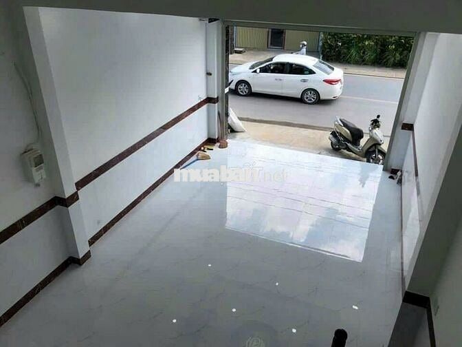 Cho thuê nhà 5m x 15m mặt tiền Đỗ Văn Dậy, Tân Hiệp, Hóc Môn
