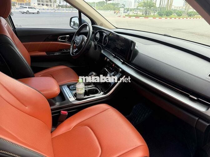 Kia Carnival 2022 2.2D Luxury 8 chỗ chính chủ
