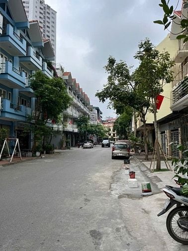 bán gấp biệt thự vạn phúc hà đông dt162m2,mt10m,đường 12m,nhà 3,5 tang