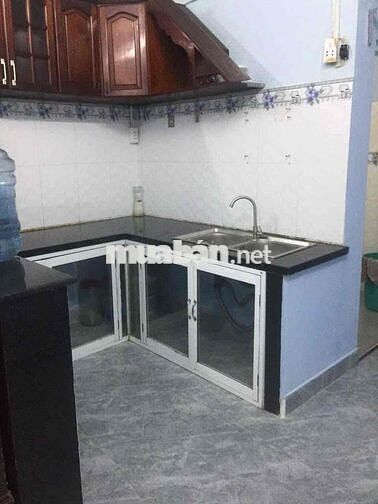 Nhà cho thuê gần cv Lê Thị Riêng - 3.5*13m - CMT8 - Q3 hẻm 3m
