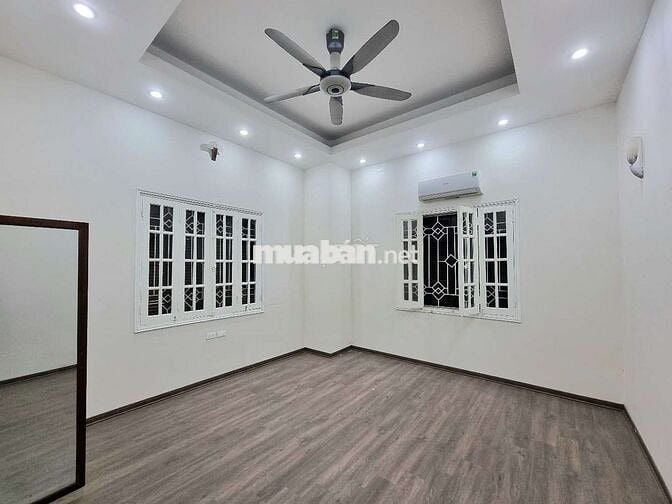 CHO THUÊ NHÀ NGUYÊN CĂN LÊ VĂN THIÊM QUẬN TX 52/65M2-5 TẦNG-NGÕ Ô TÔ