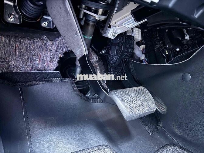 Toyota Fortuner 2024 2.7 AT 4x2 - Lướt đúng 2.700k