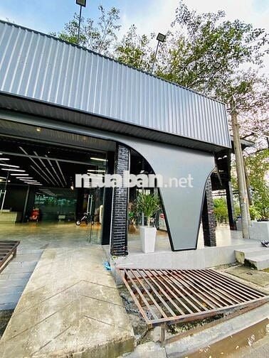 Cho Thuê Mặt Bằng 290m2, góc Ngã 4 KDC Bình Hưng