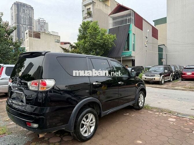 Mitsubishi Zinger 2010 Xe Nhập Nguyên Zin