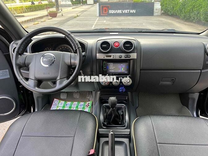 Isuzu Dmax 2011 LS 3.0 4x2 MT - 135000 km