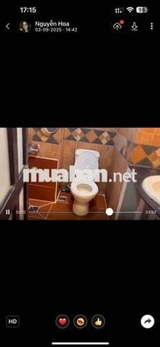 Cho thuê chung cư chính chủ. Dt 70m2 2pn,2vs. có ban công bếp khách