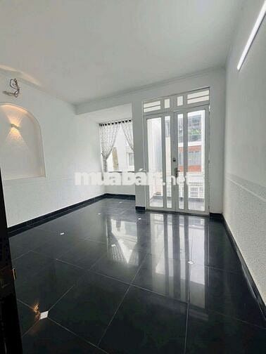 CHO THUÊ
NHÀ 2 LẦU MỚI ĐẸP - KDC LONG THỊNH