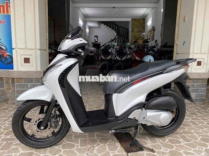 sh 150 mẫu Ý đời 2011 trắng đen