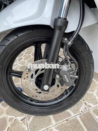 sh 150 mẫu Ý đời 2011 trắng đen