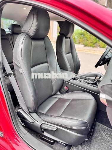 Mazda 3 2022 1.5L Luxury - 40000 km