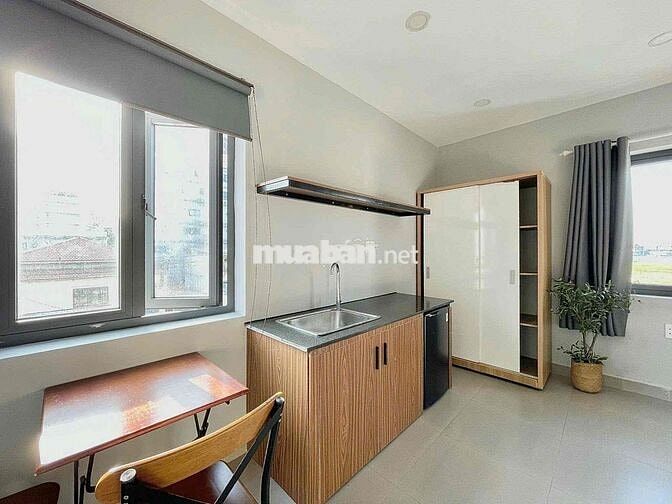 CHO THUÊ CHDV FULL NỘI THẤT NẰM NGAY MẶT TIỀN ĐƯỜNG UNG VĂN KHIÊM