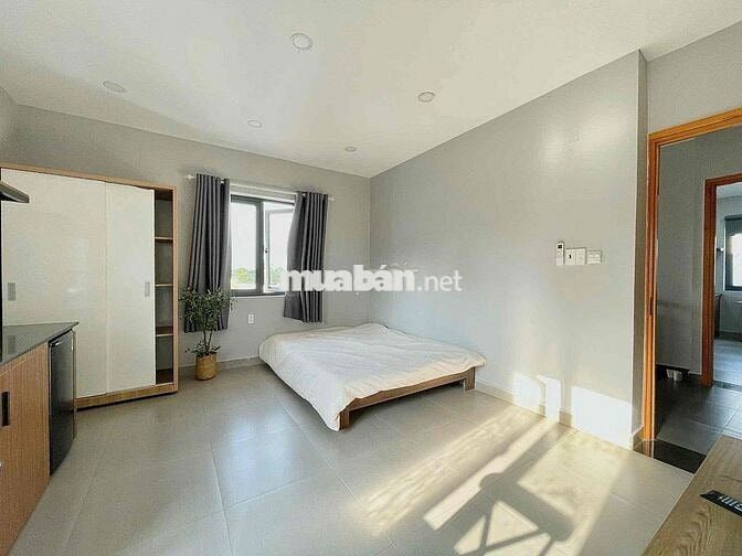 CHO THUÊ CHDV FULL NỘI THẤT NẰM NGAY MẶT TIỀN ĐƯỜNG UNG VĂN KHIÊM