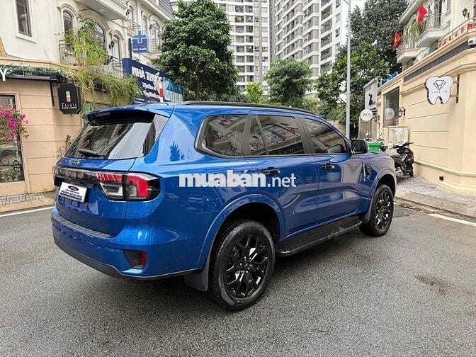 Ford Everest 2023 Sport 2.0L 4x2 AT - 39000 km