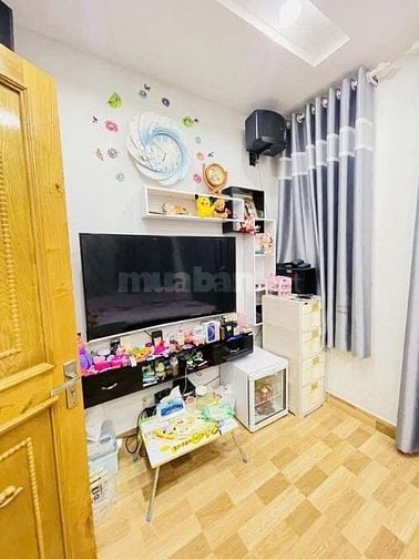 GẦN VÒNG XOAY DÂN CHỦ, KẾ BÊN BV NHI ĐỒNG 1 BÁN CĂN NGUYỄN THIỆN THUẬT