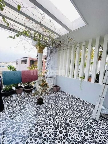 GẦN VÒNG XOAY DÂN CHỦ, KẾ BÊN BV NHI ĐỒNG 1 BÁN CĂN NGUYỄN THIỆN THUẬT