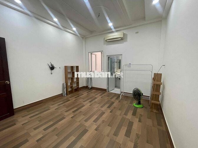 STUDIO FULL NỘI THẤT CHỈ TÍNH PHÍ ĐIỆN NƯỚC FREE TIỀN PHÒNG THÁNG 9