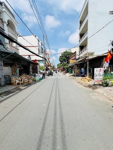 Bán nhà riêng đi định cư đường Đỗ Ngọc Thạnh,p14,Q5. Chỉ 3,2tỷ. 65m2