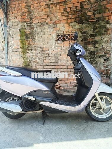 Xe hãng Honda Fi tiết kiệm xăng máy rất êm bstp
