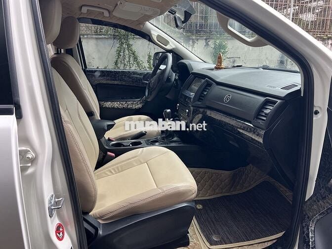 Ford Everest 2019 Ambient 2.0L MT - 110000 km