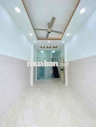 Cho thuê nhà 5 tầng - dt 30m2 - 3pn - Đoàn Văn Bơ Quận 4.