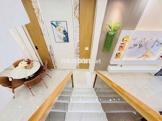Chỉ 2 Tỷ 130 - Sở Hữu Ngay Nhà 1 Trệt 1 Lầu, Hẻm Xe Tải Hoàng Diệu 2!