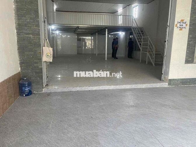 Cho thuê nhà, kho 10x24 1gach lửng Đường Phan Văn hớn, Khu dân cư