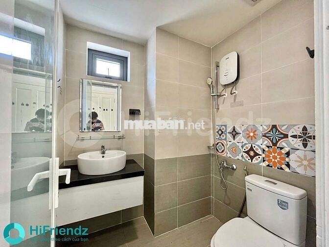 PHÒNG ĐẸP RỘNG 35M2 - THANG MÁY - KHÔNG GIỚI HẠN NGƯỜI Ở -TRUNG TÂM Q8