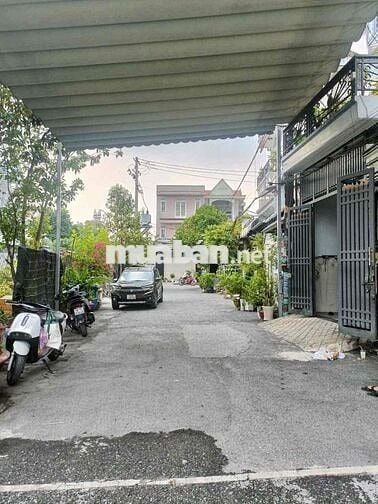 Cho thuê nhà 4x18 giá 9tr TL nhà 2 lầu