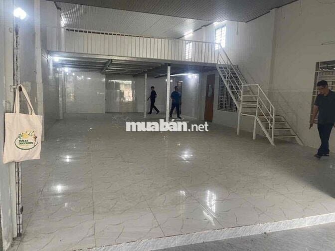 Cho thuê nhà, kho 10x24 1gach lửng Đường Phan Văn hớn, Khu dân cư