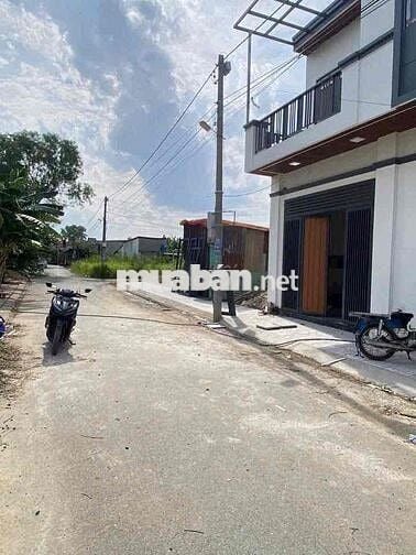 nhà mỹ hạnh nam 1 trệt 1 lầu shr giá 1650