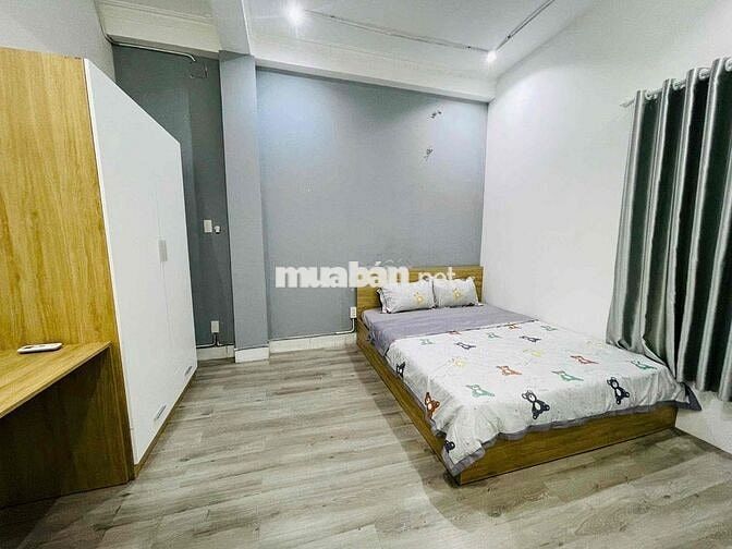 Cho Thuê Căn 2PN-1WC Ban Công Full Nội Thất Đường Tôn Đản Gần ĐH Luật