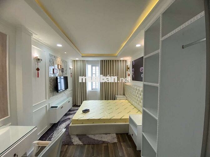 Cho thuê nhà nguyên căn.Đường Trần Hưng Đạo.P.Cầu Kho.Q1.